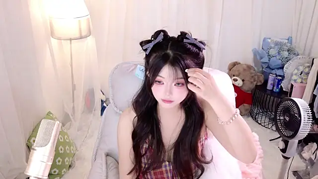 ChuYI-007 online show from 04-23-26, 09:38