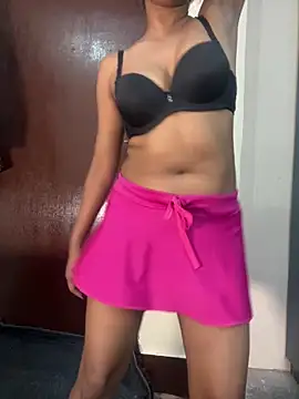 dark chocolety girl online show from 04-19-26, 06:10