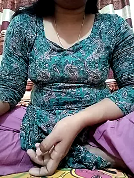 Snapshot of Misty-Meya chatting on 05-04-26, 11:46 Misty-Meya online show from 05-04-26, 11:46