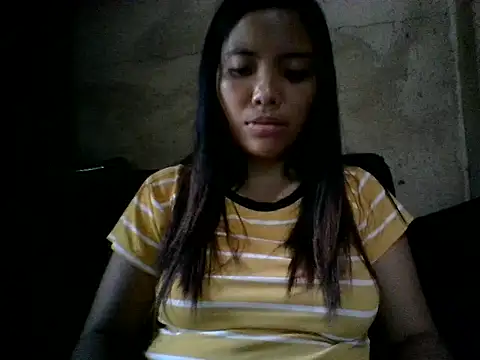 juicyredt online show from 04-23-26, 09:27