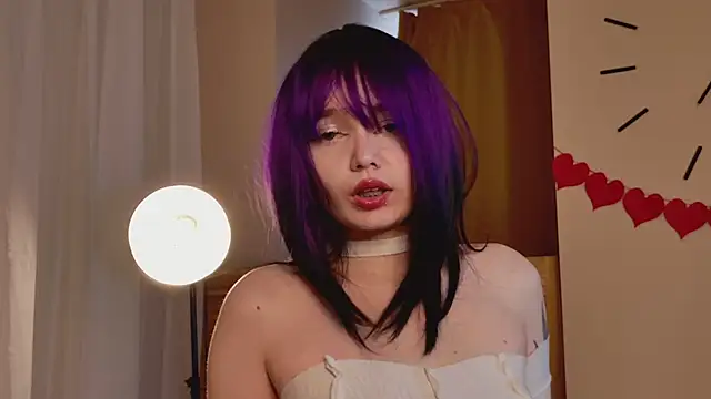 Tomie Kawakami online show from 04-24-26, 10:50