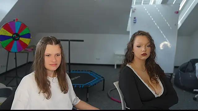 Monika kiss054 online show from 06-13-26, 10:57
