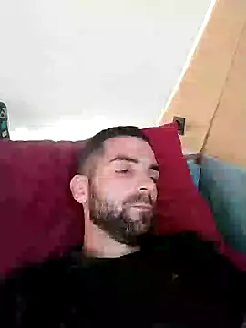 Snapshot of alieno_napoletano chatting on 05-14-26, 02:14 alieno napoletano online show from 05-14-26, 02:14
