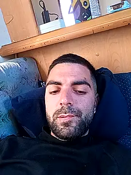 Snapshot of alieno_napoletano chatting on 05-09-26, 08:28 alieno napoletano online show from 05-09-26, 08:28