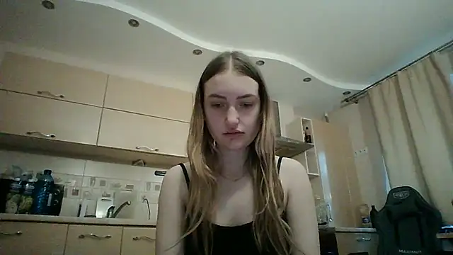 Lisanta online show from 05-05-26, 04:54