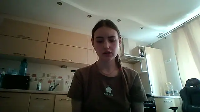 Lisanta online show from 05-04-26, 12:19