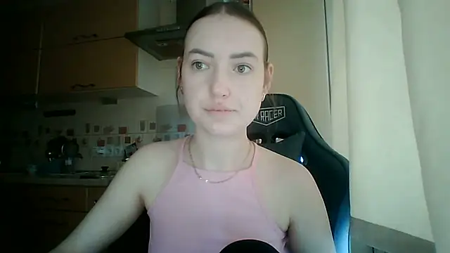 Lisanta online show from 05-29-26, 12:22