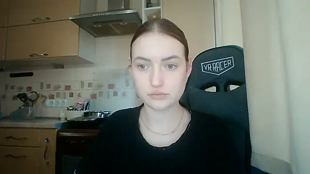Lisanta online show from 06-09-26, 02:18