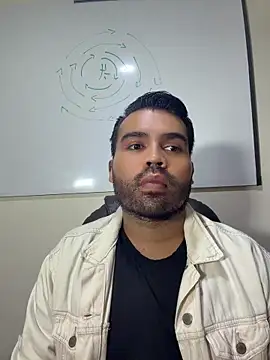 Snapshot of LucaLaurent chatting on 04-23-26, 03:13 LucaLaurent online show from 04-23-26, 03:13