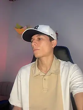 bryan hot 23 online show from 04-30-26, 02:51