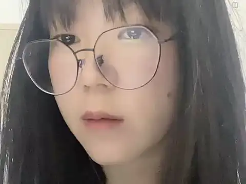 Belle-LL online show from 04-21-26, 11:39