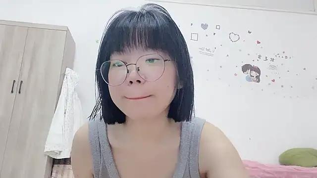 Belle-LL online show from 05-24-26, 07:19