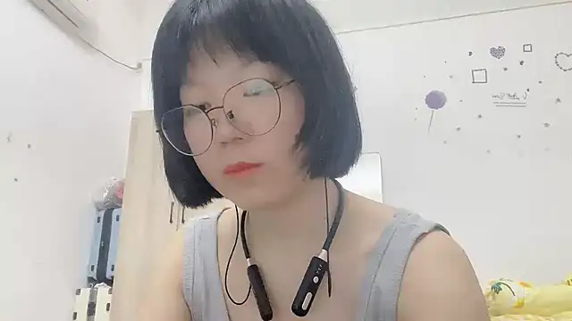 Belle-LL online show from 05-03-26, 02:53