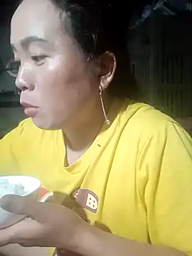 phuongtrinh1 online show from 05-08-26, 12:42