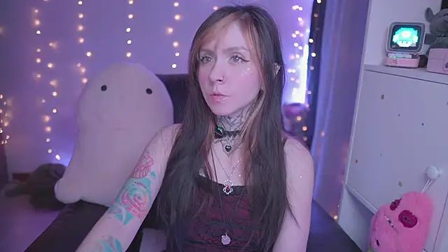 -VKatt online show from 05-17-26, 03:06