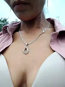 kiss1122 online show from 04-21-26, 12:23