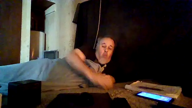 Nightshade1195 online show from 05-13-26, 04:03