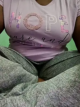 Ijdjycvd online show from 04-23-26, 06:53