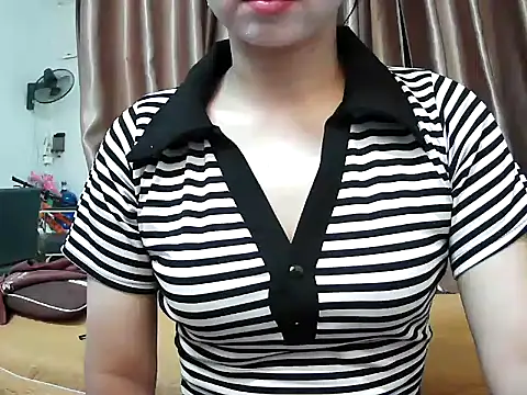 Mimi 200 online show from 04-21-26, 06:42
