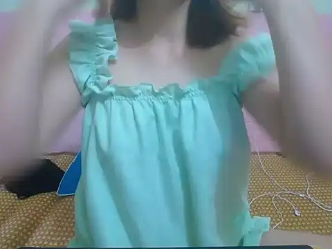 Mimi 200 online show from 05-13-26, 03:13