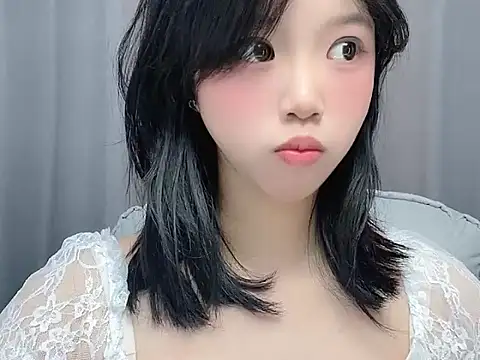 TwinXXyan online show from 04-20-26, 01:35