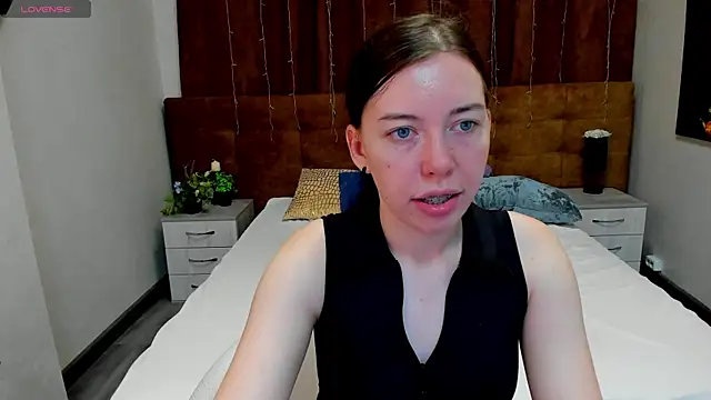 Sandra Ross online show from 06-04-26, 01:10
