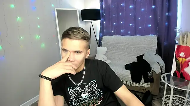 SunSweet11 online show from 04-21-26, 08:10