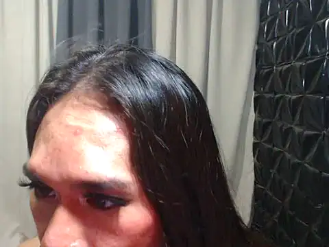 Queen Haliyah online show from 05-29-26, 01:06