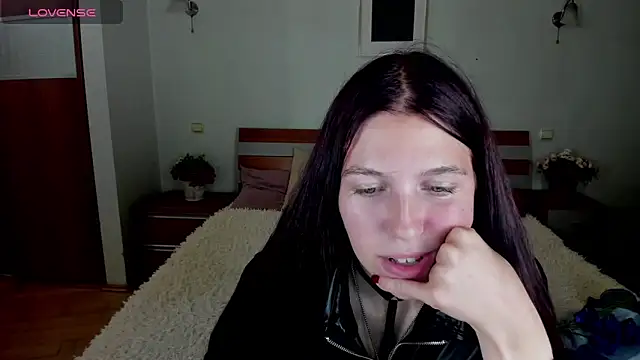 MaryRapunzel online show from 05-13-26, 07:32