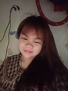 Truxcy1 online show from 05-17-26, 12:43