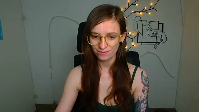 Luna Tantra online show from 07-16-26, 01:41