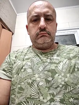 Snapshot of ar174 chatting on 06-22-26, 01:22 ar174 online show from 06-22-26, 01:22