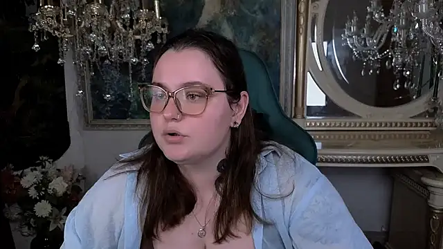 Snapshot of CatherineClaire chatting on 08-07-26, 04:57 CatherineClaire online show from 08-07-26, 04:57