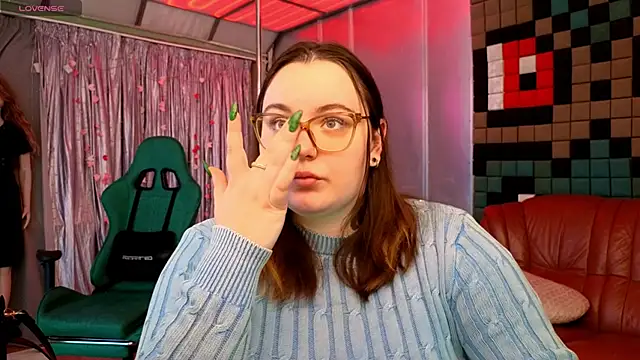 CatherineClaire online show from 05-24-26, 04:40