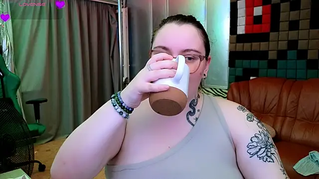 Snapshot of CatherineClaire chatting on 07-24-26, 04:14 CatherineClaire online show from 07-24-26, 04:14