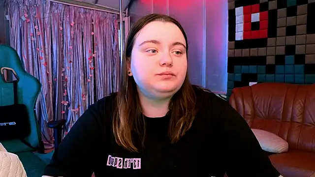 CatherineClaire online show from 05-23-26, 03:22