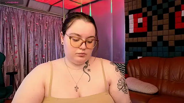 CatherineClaire online show from 05-26-26, 04:27