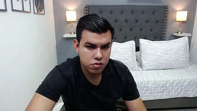 mathias thompson online show from 04-21-26, 02:01