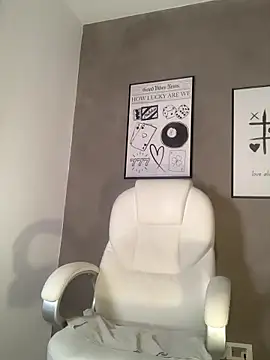 Snapshot of GeorginaMontclair chatting on 07-03-26, 11:06 GeorginaMontclair online show from 07-03-26, 11:06