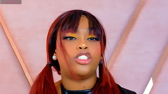 TiannahGlow online show from 04-29-26, 05:52