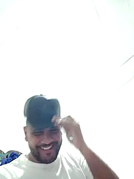 travieso2828 online show from 04-21-26, 02:51