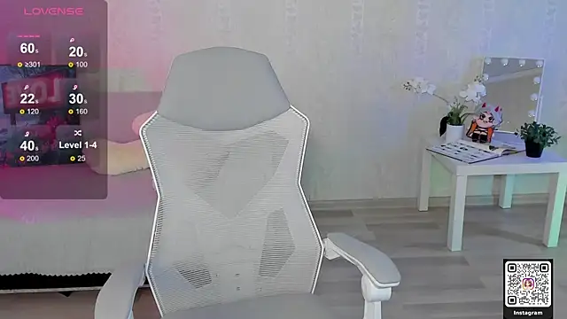 LinnLove online show from 05-03-26, 11:04