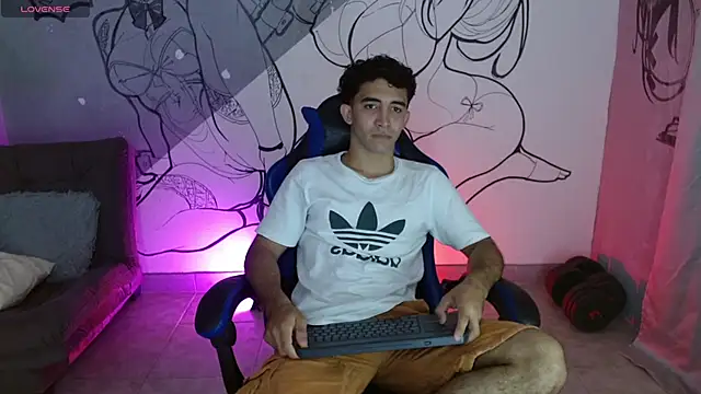 caius bigcock1 online show from 05-18-26, 12:32