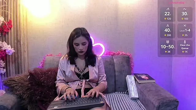 ShantalBr online show from 05-19-26, 03:13