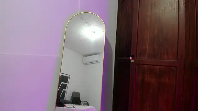 Natasha028  online show from 06-19-26, 11:38