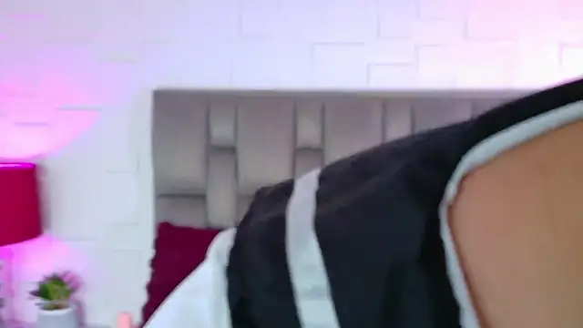 Snapshot of KeiryGinger chatting on 05-21-26, 06:49 KeiryGinger online show from 05-21-26, 06:49