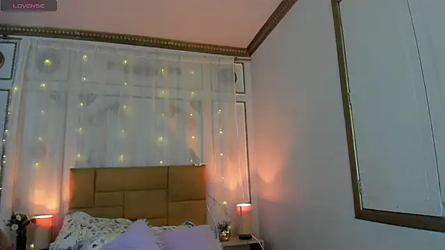 cris milk online show from 06-26-26, 07:31