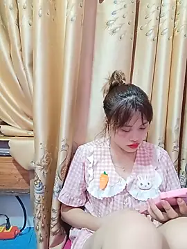 Snapshot of Ly-sexyy chatting on 06-16-26, 12:27 Ly-sexyy online show from 06-16-26, 12:27