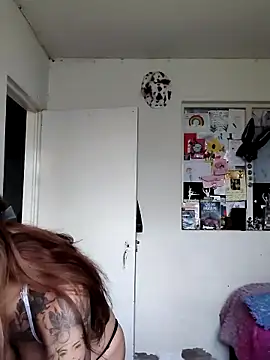 Snapshot of evafuckasd chatting on 05-14-26, 06:38 evafuckasd online show from 05-14-26, 06:38
