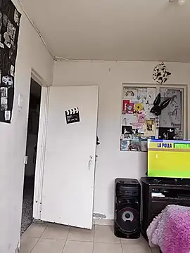 evafuckasd online show from 06-18-26, 06:35